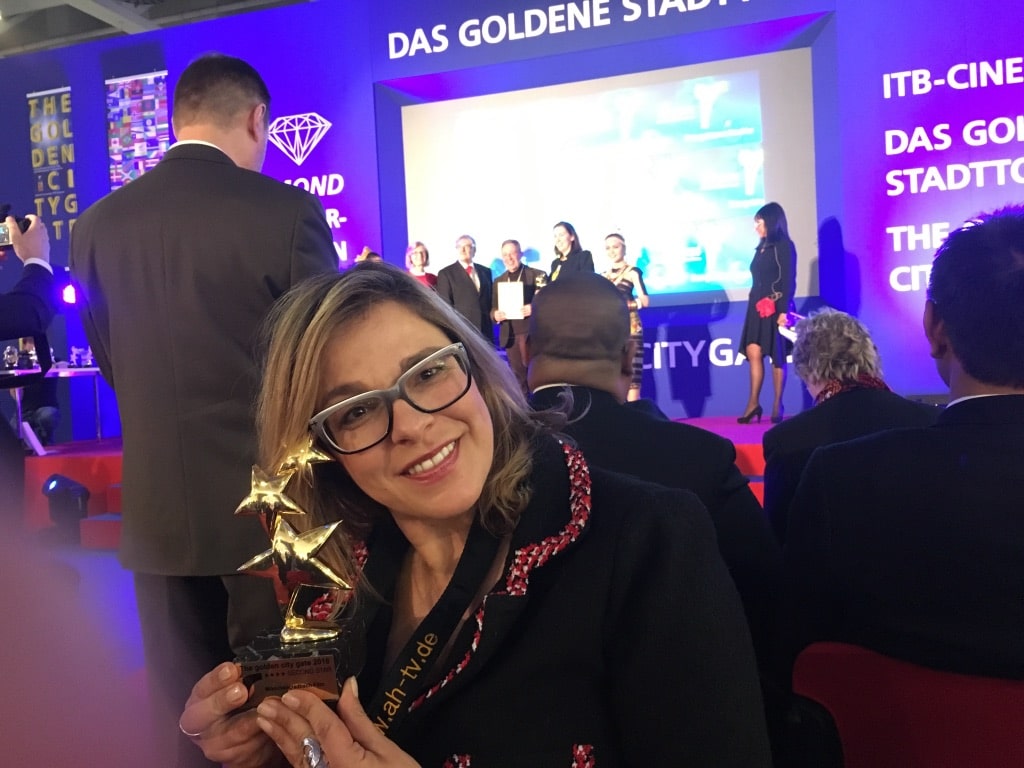 ah-tv Regisseurin Alice Häuser bei der Preisverleihung Das goldene Stadttor für die Videoproduktion Stadtfilm Mönchengladbach